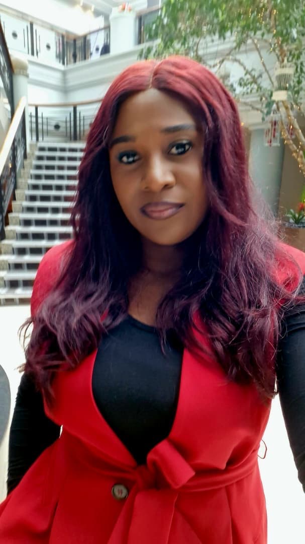 Linda - Real Estate Agent